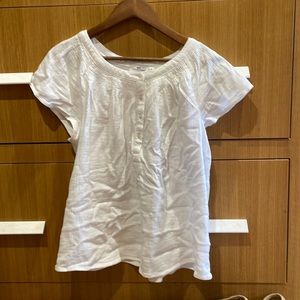 White vineyard vines Gauze Flutter-Sleeve Top